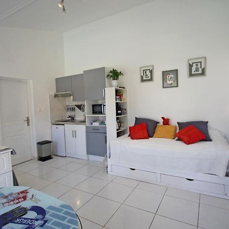 Les Carpes A Limoges Bed & Breakfast Exterior photo